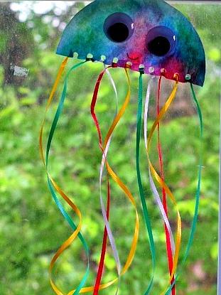 DIY Jellyfish Craft